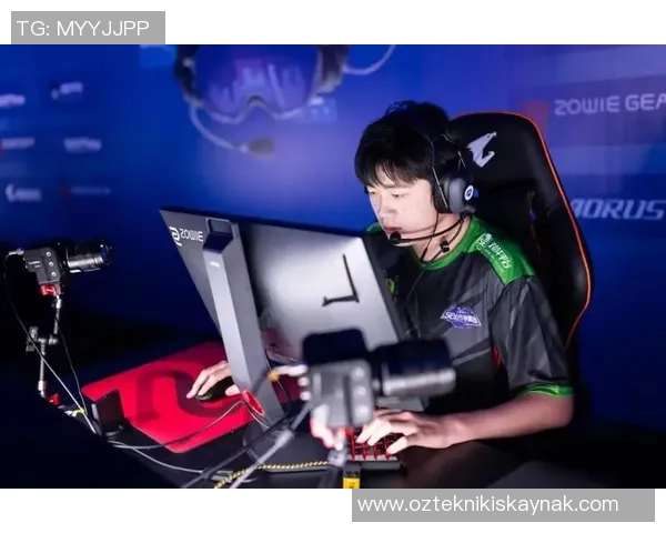 电竞新闻深度探讨刘强在CSGO世界中的成长与挑战之路